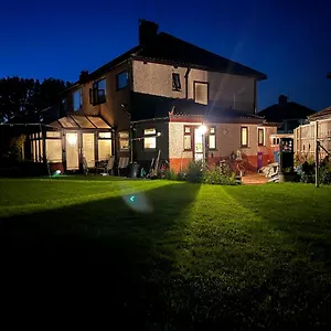Greenacre House Close To John Lennon Airport Homestay Liverpool